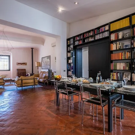 Magnificent Florentine Appartement Florence
