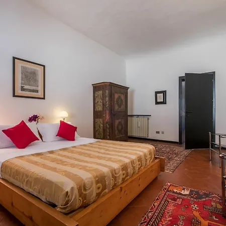 Magnificent Florentine Appartement